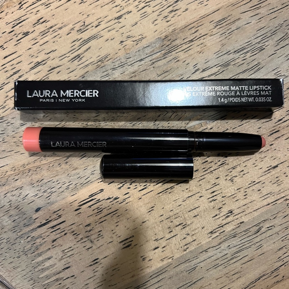 Laura Mercier Velour Extreme Matte Lipstick - HEROINE